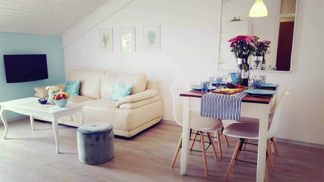 Deep Blue Apartment Пореч Екстериор снимка