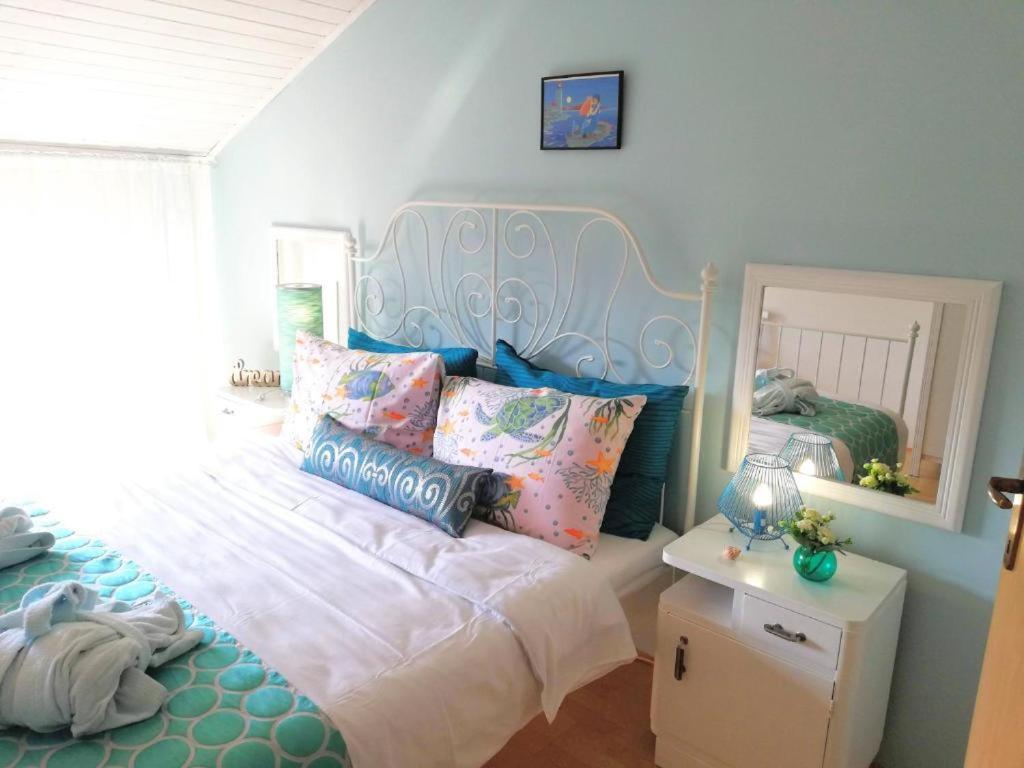 Deep Blue Apartment Пореч Екстериор снимка